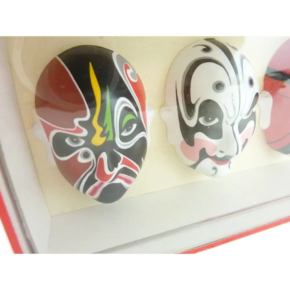 Vintage Chinese Opera Face Painting Miniatures Masks Collectible Decorative Art